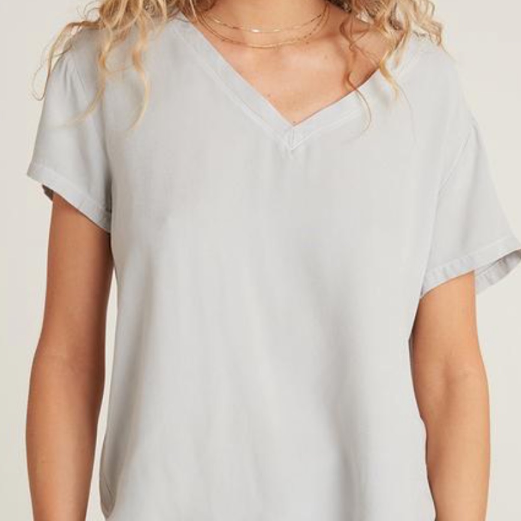 Bella Dahl V Neck Basic